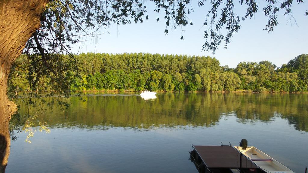 Tiszavirag Nyaralohaz Villa Szeged Buitenkant foto