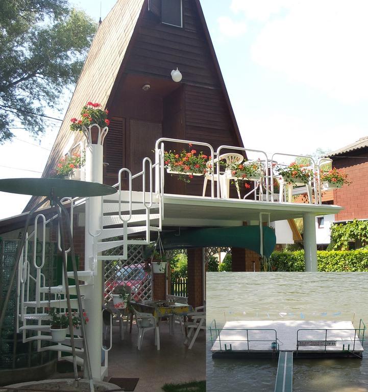Tiszavirag Nyaralohaz Villa Szeged Buitenkant foto