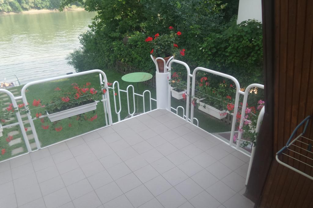 Tiszavirag Nyaralohaz Villa Szeged Buitenkant foto