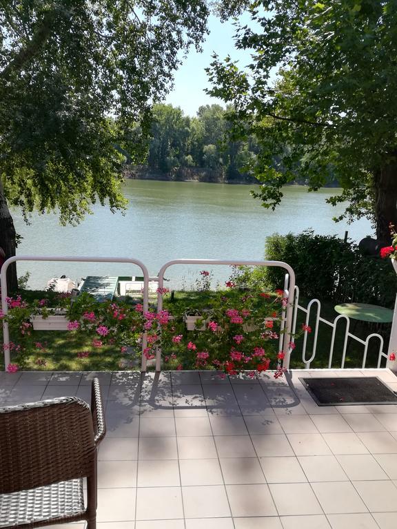 Tiszavirag Nyaralohaz Villa Szeged Buitenkant foto
